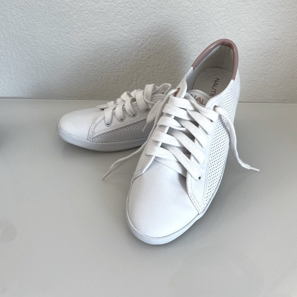 Nautica Shoes - [Like New] Nautica Women Fashion Sneaker Casual Shoes Lace-Up/Slip On Size 8